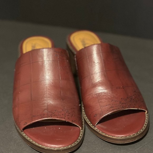 RARE!! Patricia Nash Womans Block Heel Open Toe Map Print Mules - Picture 2 of 5